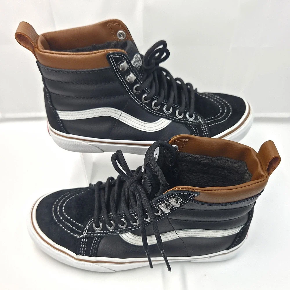 Vans Sk8-Hi MTE Black Leather Suede High Top Sneakers Brown Trim Faux Fur Lining